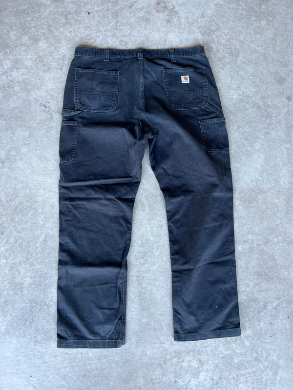 42 x 32 Carhartt Black Work Pants-J16